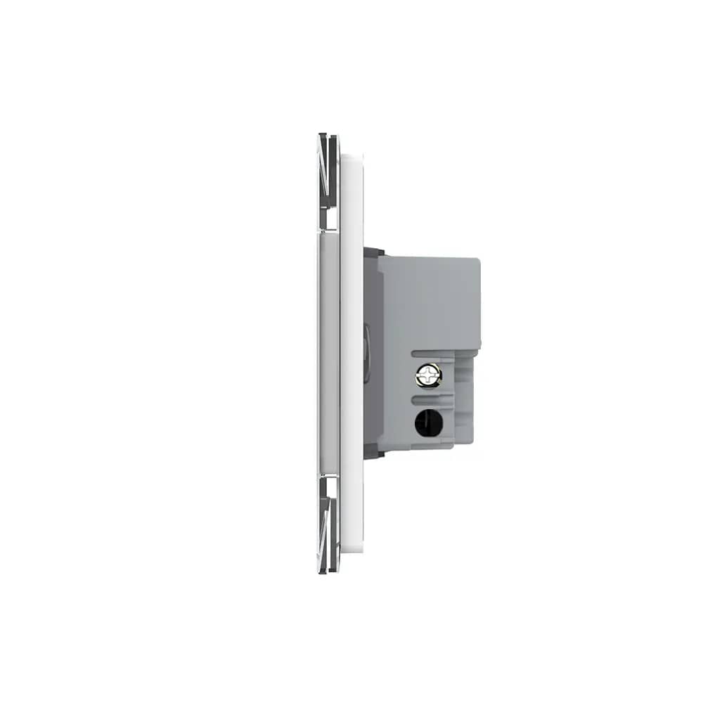 Livolo Wi-Fi Touch Light Switch – 3 Gang, Italian Standard, New Series, White (VL-FC3NY-3WP-11) — image 3