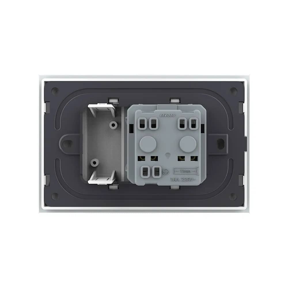 Livolo Single Socket with Blank Module and Tempered Glass Frame – 3M, Italian Standard, New Series – White — image 4