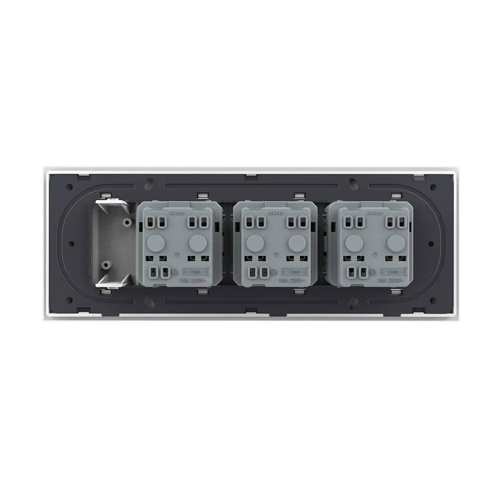 Livolo Triple Socket with Blank and Glass Frame – 6/7 Modules, Italian Standard – White — image 4