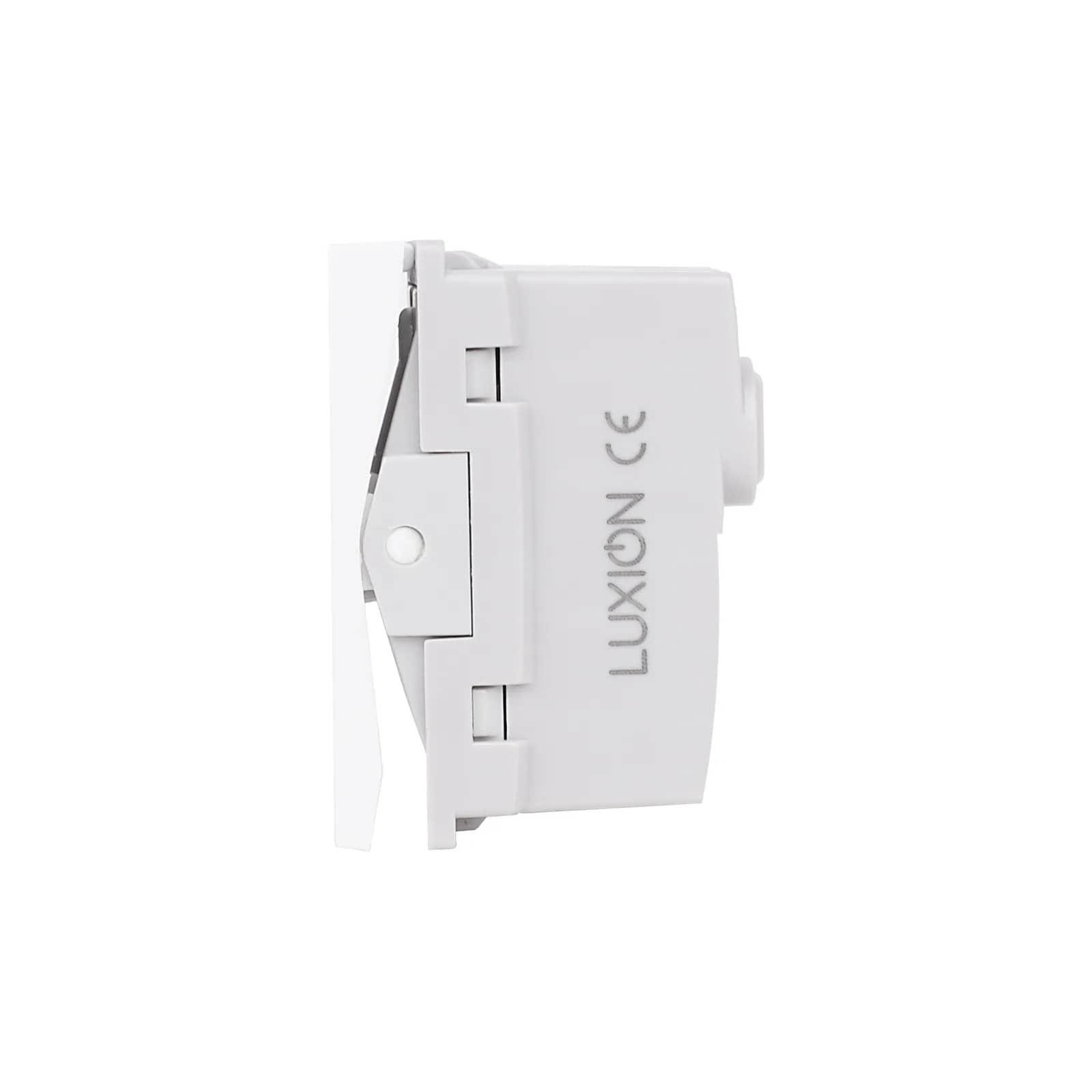 Luxion Mechanical 1 Gang Intermediate (Cross) Switch Module 2M – Italian Standard – White — image 3