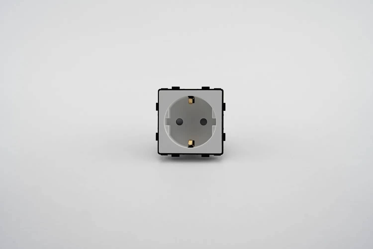 Luxion Single Socket Module – Without Glass Frame – White — image 5