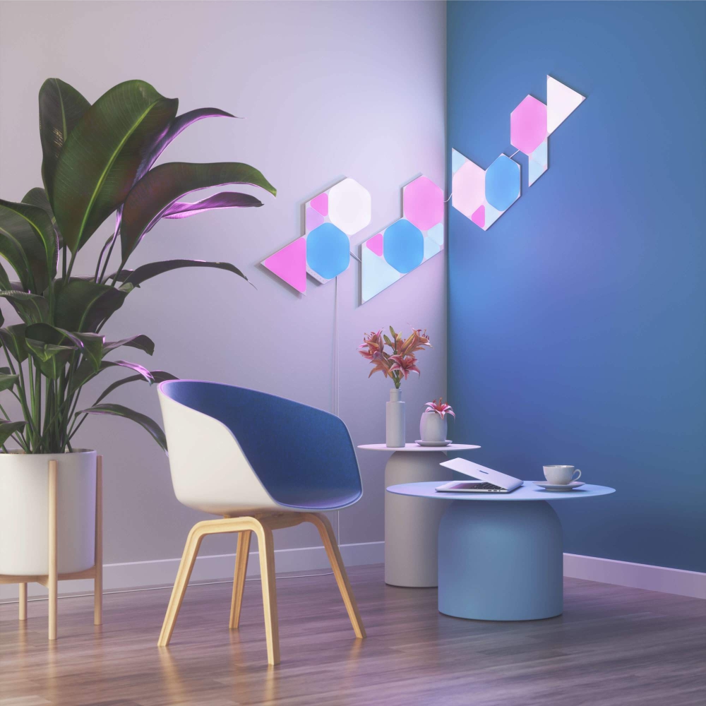 Pachet 3 Panouri luminaose Nanoleaf Shapes Triangles, 16 Milioane culori, Iluminare LED RGBW, Temperatura culoare reglabila